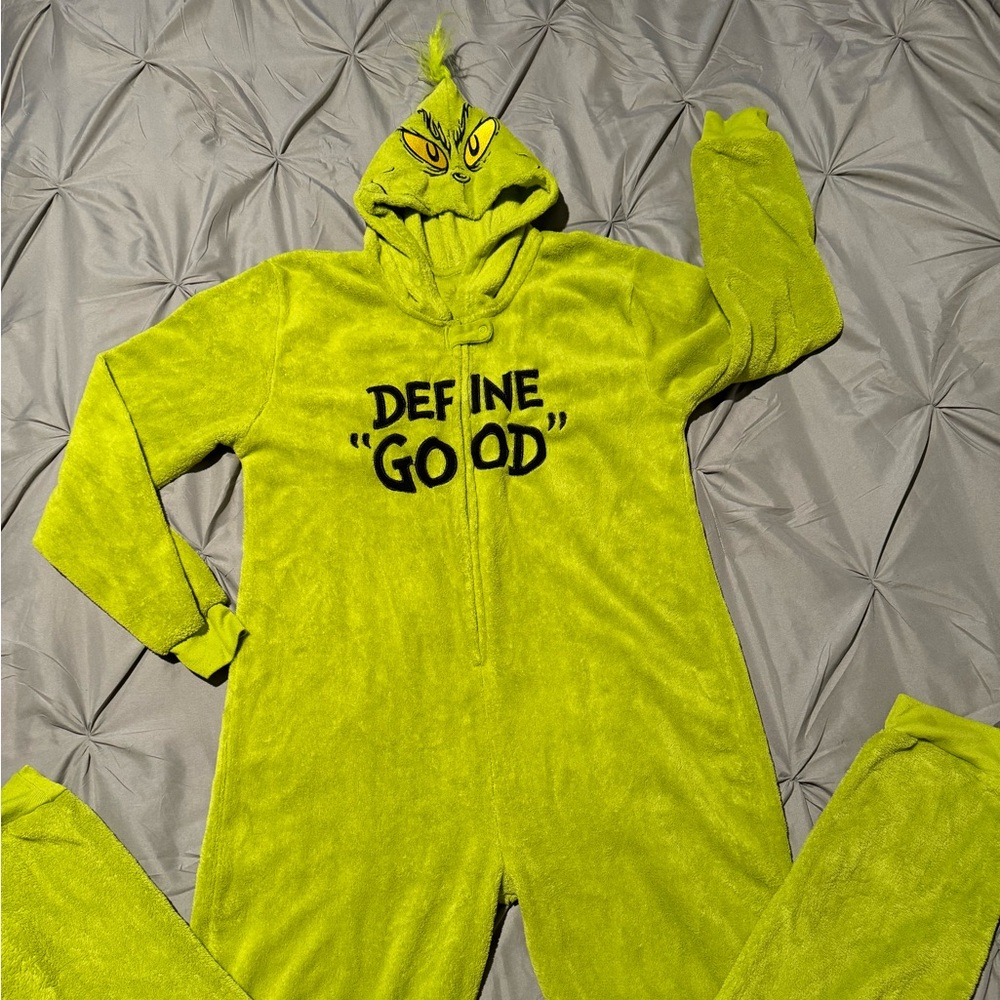 Grinch 💚 Pajama size XL 14/16